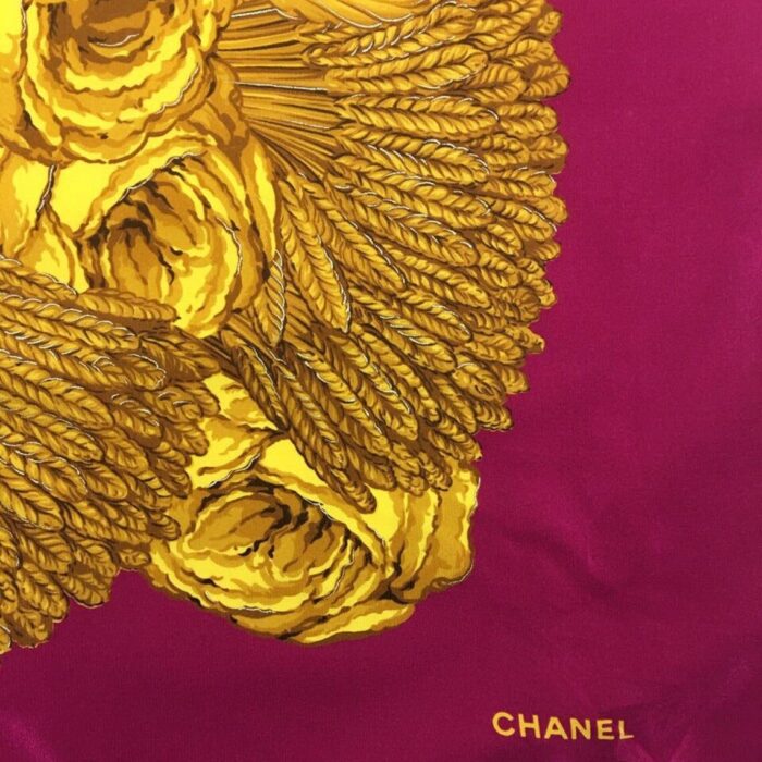 CHANEL-GOLD-ROSES-3